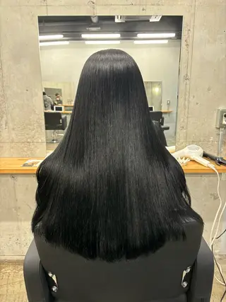 ロング カラー mono / Manatoのヘアスタイル