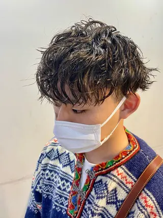 ショート パーマ メンズ 酸スト/フェザー パーマ/三谷海斗のヘアスタイル