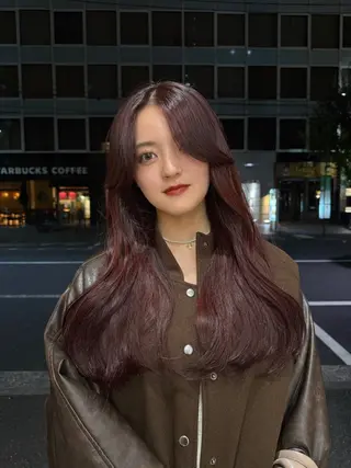 ロング カラー yiye Aoyama所属・yiye ちさとのヘアスタイル