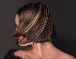 白髪ぼかし&ショート 💎YUMAのヘアスタイル