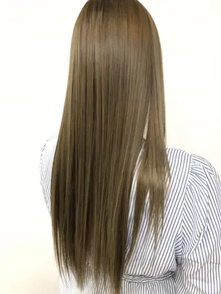 ロング カラー 🧸縮毛矯正特化 金澤 彩香🎀のヘアスタイル