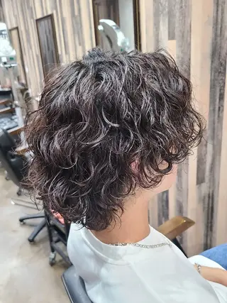 メンズ パーマ ミディアム EDEN店長／ 短髪／パーマ職人🔥のヘアスタイル