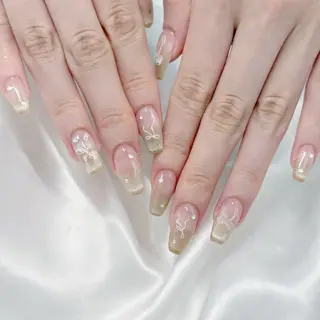 ネイル fein. miku🎀🍼のネイルデザイン