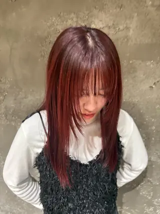 カラー 長谷 若奈のヘアスタイル