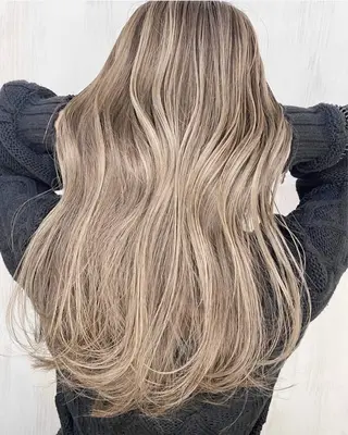 ロング Belle hair Design所属・ハイトーンカラー/ YUTAのヘアスタイル