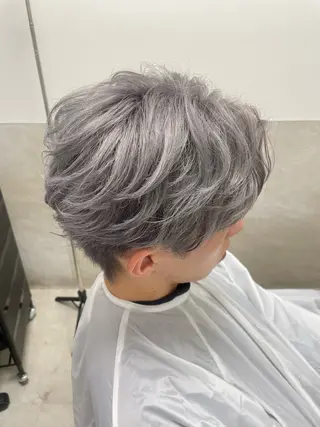 ショート Go today shaire salon所属・BLEACH 🟥 PERM STYLEのヘアスタイル