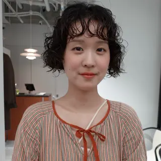 ショート パーマ ヘアアレンジ 🌐サトウ リョウ🌐のヘアスタイル