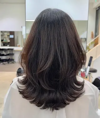 ミディアム i.Tokyo所属・VIEW TOKYO ♥yuriのヘアスタイル