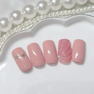 ネイル 松宮 理歩のネイルデザイン