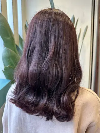 セミロング カラー un eye/hai r🎀🪞山﨑愛菜のヘアスタイル