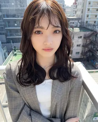 ミディアム Yuuka/ w colorのヘアスタイル