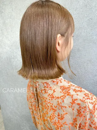 ミディアム カラー clomus所属・YUKA艶髪 🌸寛ぎ部屋のヘアスタイル