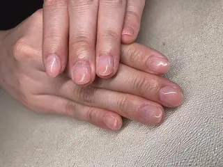 ネイル 𝐴𝑁𝑈𝐸 深爪育成専門サロンのネイルデザイン