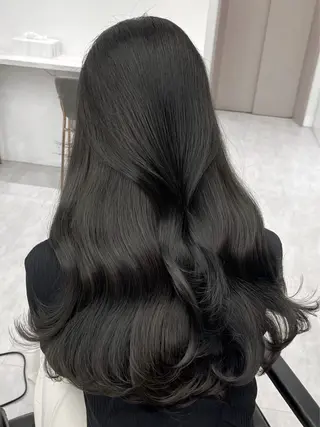 セミロング カラー 韓国ヘア×顔まわり 🇰🇷和知拓郎のヘアスタイル