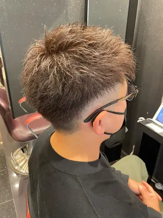 カラー メンズ EARTH 山﨑龍馬のヘアスタイル