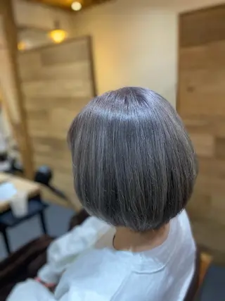 ショート カラー ハラ ルイスのヘアスタイル