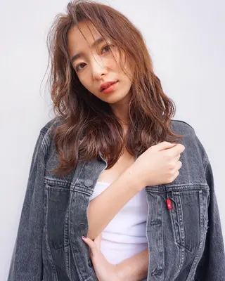 ミディアム カラー WATARU🔥／ 外国人風ハイライトのヘアスタイル