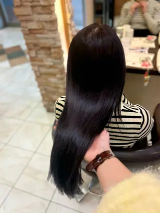 ロング 🎀透明感カラー 🐈ナズナのヘアスタイル