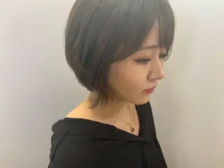 ミディアム カラー 【Uneユヌ】菊地 春那のヘアスタイル