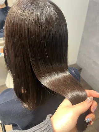 セミロング 袋瀬 玲奈のヘアスタイル