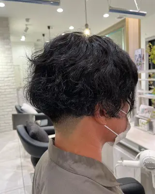 ショート パーマ メンズ 🥇メンズ特化 伊東輝のヘアスタイル