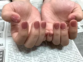 ネイル charme所属・. SHIORIのネイルデザイン