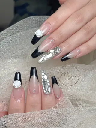 ネイル Maggie Nail🦩のネイルデザイン
