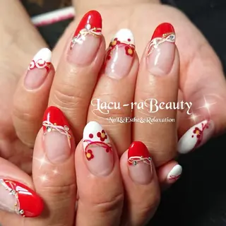 ネイル 小顔と腸の専門店 ラクーラビューティのエステ・リラクイメージ