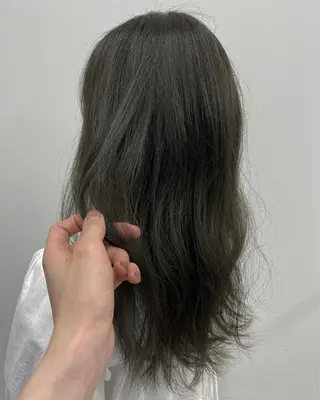 ロング カラー ハイレイヤー/顔周り /レイヤーカットのヘアスタイル