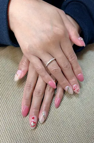 ネイル 森 晴有のネイルデザイン