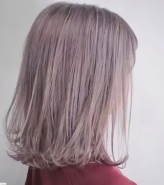 ミディアム カラー ケア剤オタク×海外 ヘア長谷川裕起のヘアスタイル