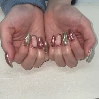 ネイル Ada立川店🫧宮田 美桜のネイルデザイン