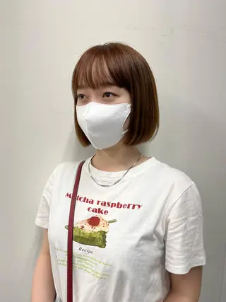 ミディアム ukaアシスタント 志賀彩子のヘアスタイル