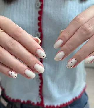 マツエク・マツパ Nails 168 ネイルズイロハのネイルデザイン