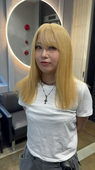 ミディアム カラー dao/ミルクティー /ブラウン/ブロンドのヘアスタイル