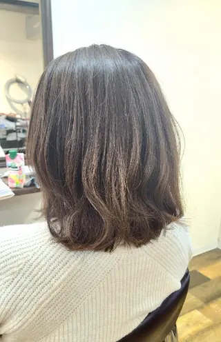 セミロング 龍 悠紀のヘアスタイル