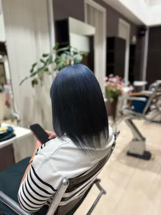 ミディアム カラー 三浦 航平のヘアスタイル