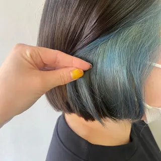 ショート カラー 舟橋 りんかのヘアスタイル