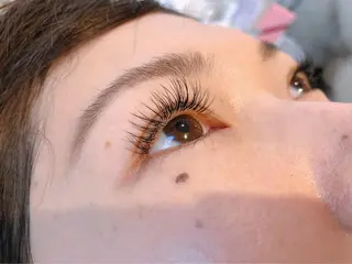 マツエク・マツパ elua eyelash所属・elua eyelashのマツエク・マツパデザイン
