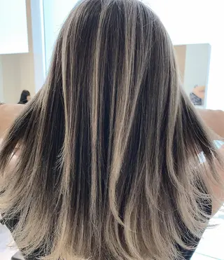 ミディアム カラー ヘアアレンジ 髪質改善land千葉所属・阿部 圭悟のヘアスタイル