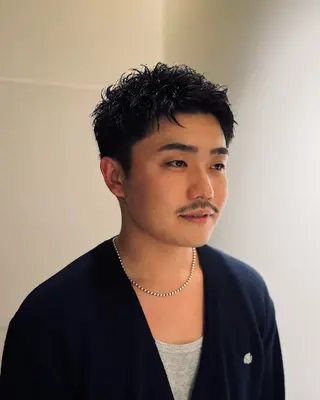 ショート パーマ メンズ スパイキーショート 大人パーマ 丸山のヘアスタイル
