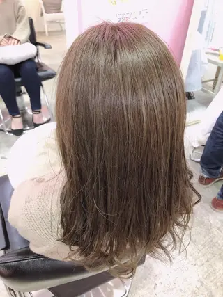 セミロング カラー 浦山 和之のヘアスタイル