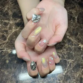 ネイル IROHA Nail 堺雛薫のネイルデザイン