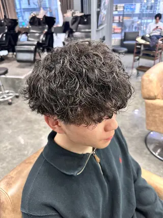 パーマ メンズ 梅田/全パーマ特化/ ケアパーマ特化/秋本のヘアスタイル