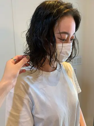 ミディアム AR.MARA hair  studio所属・ウェーブパーマ サトウヒカルのヘアスタイル