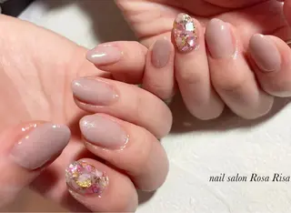 ミディアム ネイル ネイルスタジオ シェイクユアハンズのネイルデザイン