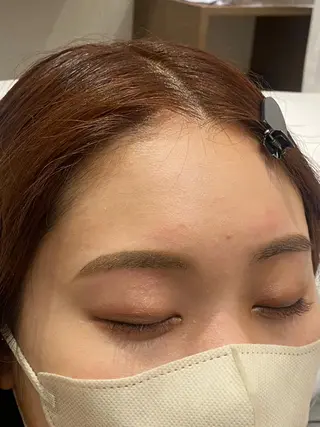 アイブロウ 増井 彩乃のヘアスタイル