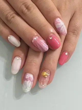 ネイル Sympa 𝓜iwako🐰ᩚのネイルデザイン