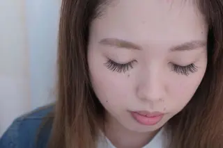 マツエク・マツパ 原 麻耶のヘアスタイル