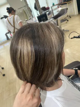 カラー 海野 黎茉のヘアスタイル